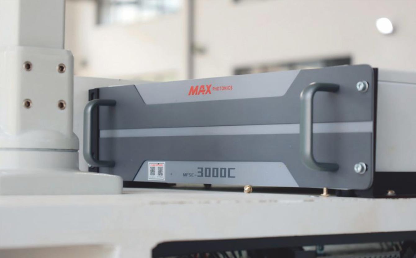 Fiber-laser-source.jpg