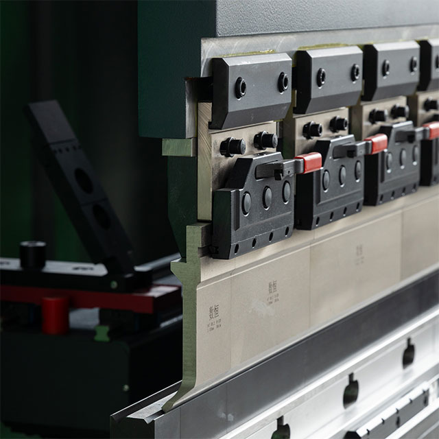 Cncmulti-Machinetan Dem Hydraulic Press Brake