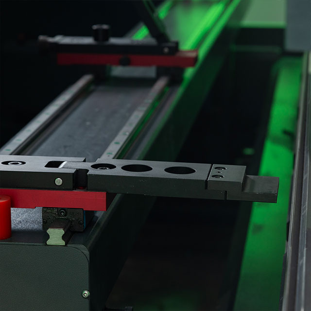 Cncmulti-Machinetan-Dem-Hydraulic-Press-Brake7.jpg