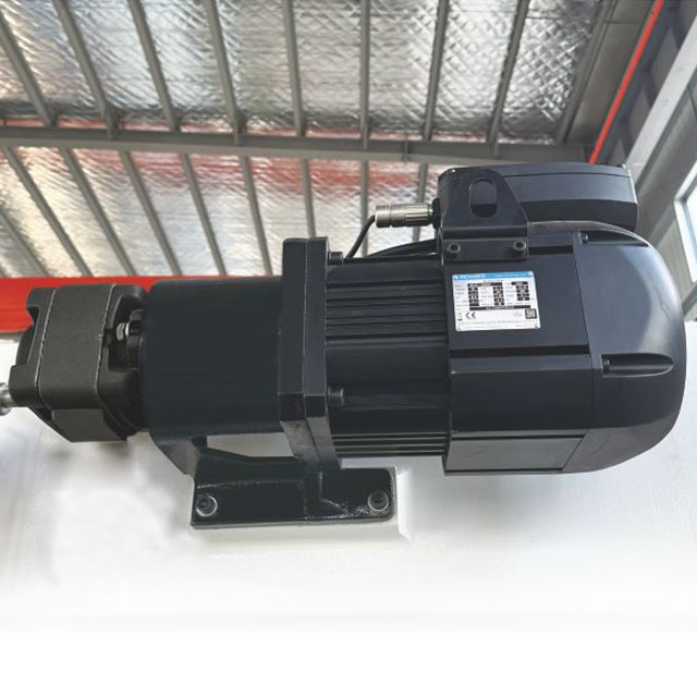 Cncelectro-Hydraulic Synchro Press Brake