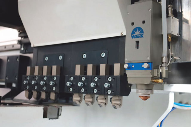 Tool-holder-&amp;-laser-head.jpg